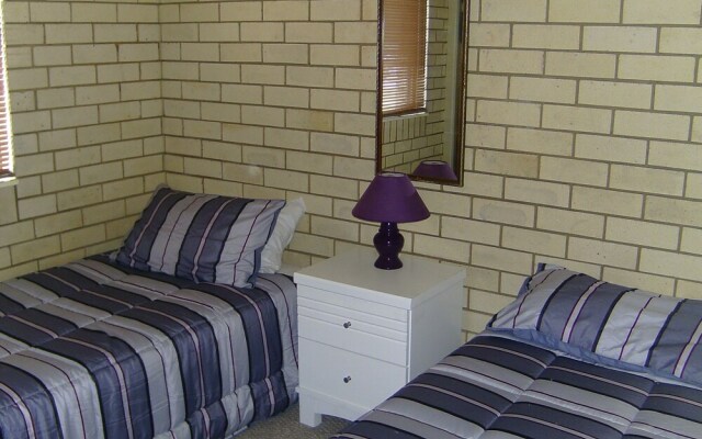 Surf Chalet