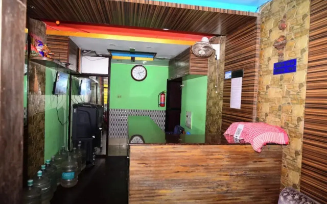 DhamStay Hotel Samrat Palace Near Beach