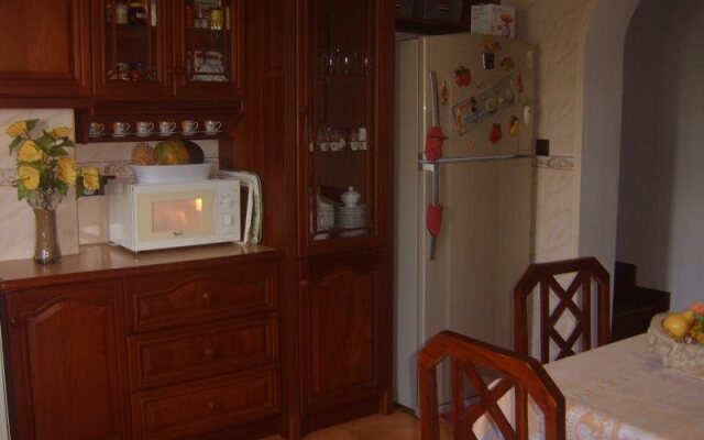 Mountain View Holiday Home