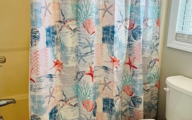 Avalon West- 5 Bedroom Home by RedAwning