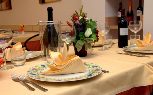 Groane Hotel Residence