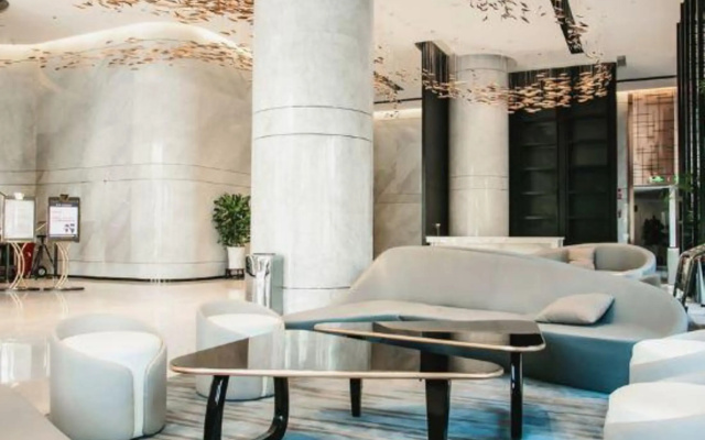 City Hotel