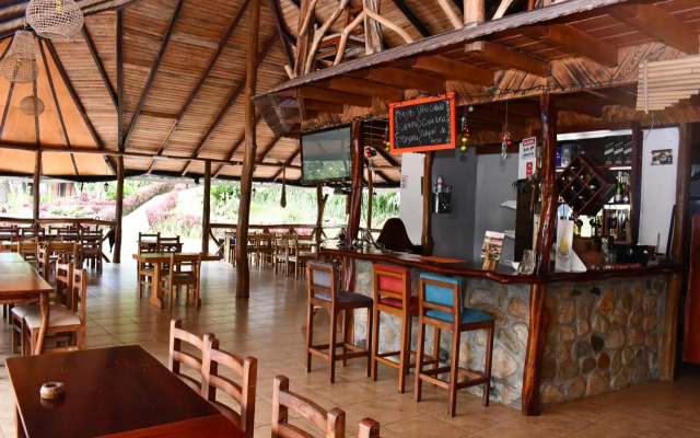 Hosteria Orkidea Lodge