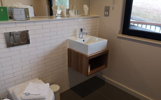 Hatherley Manor Hotel & Spa