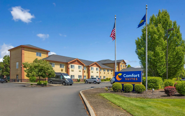 Comfort Suites Salem