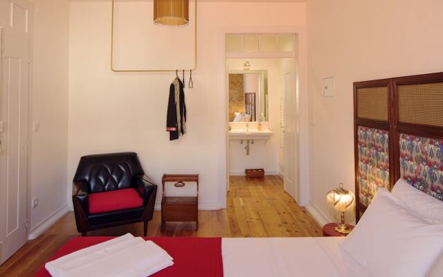 Lisbon Calling Rooms & Studio