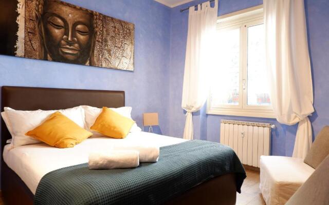 The Blue Strawberry House in San Giovanni Roma