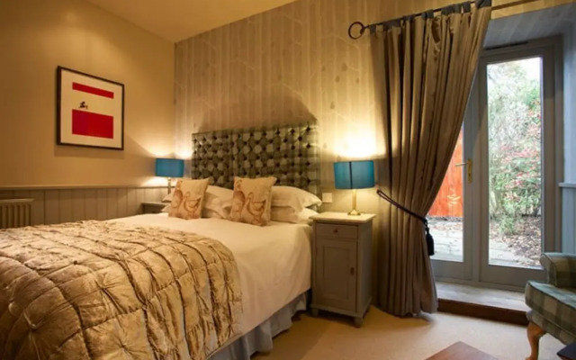 The Pear Tree Inn
