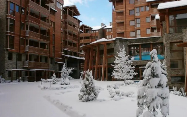 Saint Ivan Ski Apartments