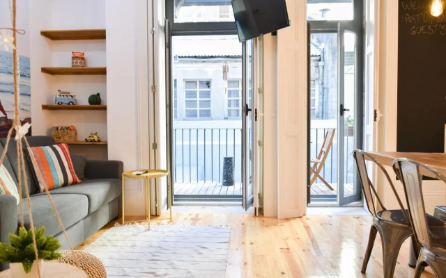 Peaceful & Cozy Studio w/ Balcony