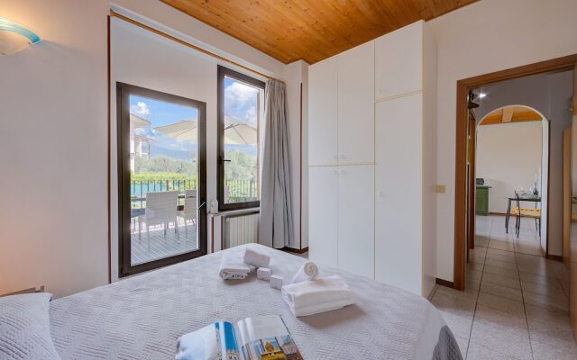 Al Peveri - Private Parking & Near Lake