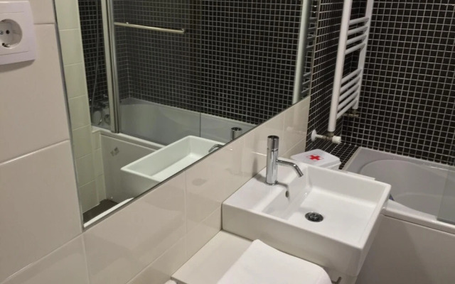 Galante Beach Apartment Wi-fi Private Parking