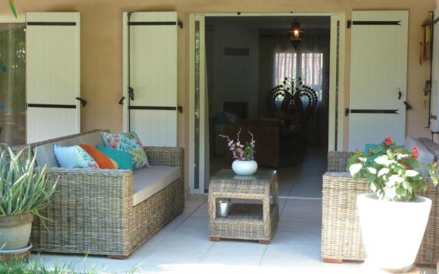 Villa Hibiscus