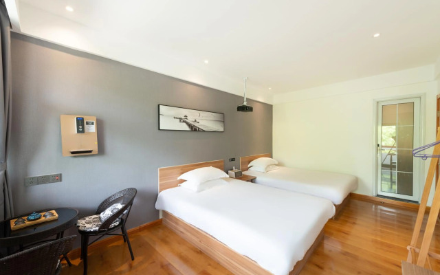 Qufu International Youth Hotel