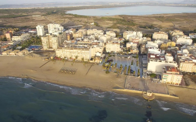 Modern beach apartment