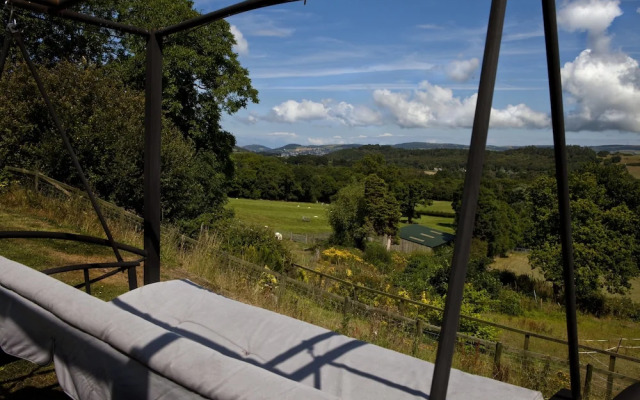 Coed Mawr Hall