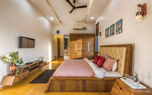 Cosmicstays Luxe Oasis Pool & Bar Villa