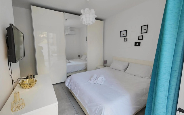 Large Central Apartment Near Valletta & Seafront