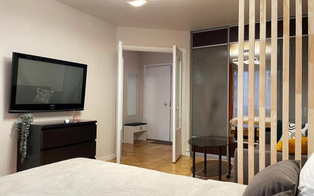 Доброе утро на бульваре Самоцветный