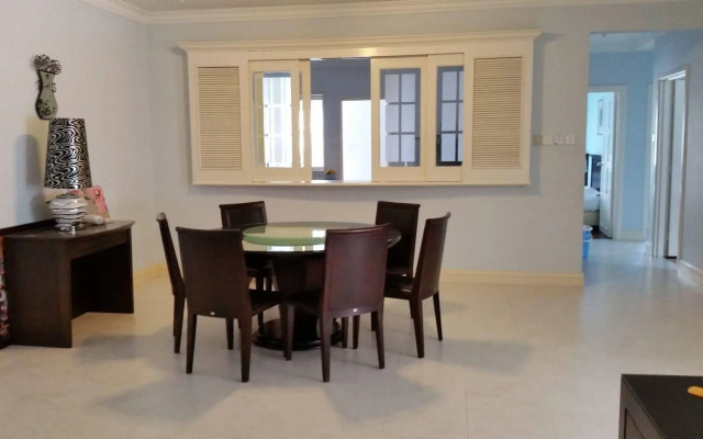KK Marina Court Resort Vacation Condos