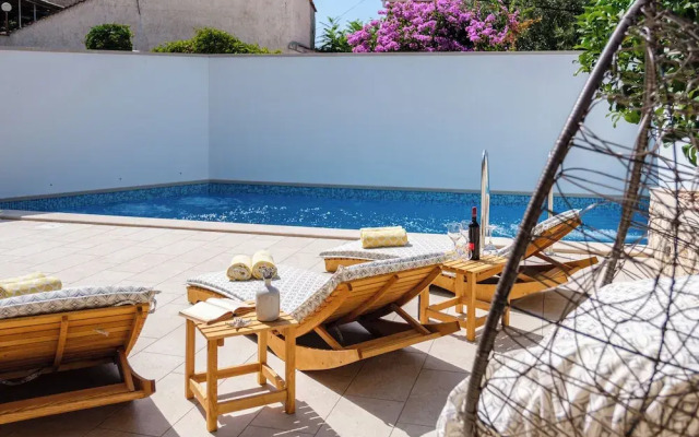 Villa Stone Pearl