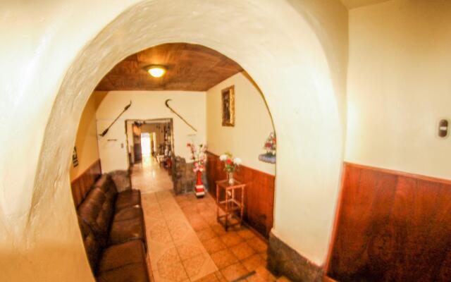 San Blas Plaza Inn