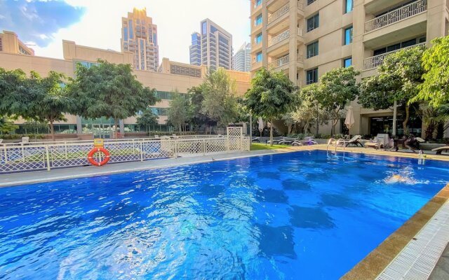 Luxury Burj Khalifa & Fountain View Apt Downtown