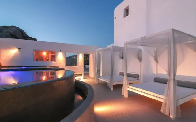 Sea & Stone Residence