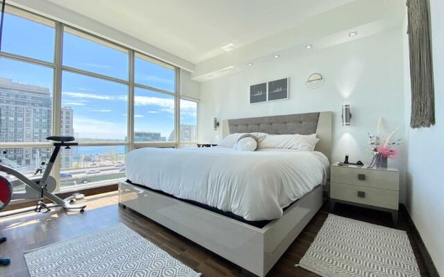 Waterfront York Suites