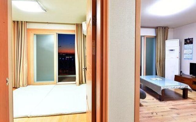 Jejusunset Lodge Pension