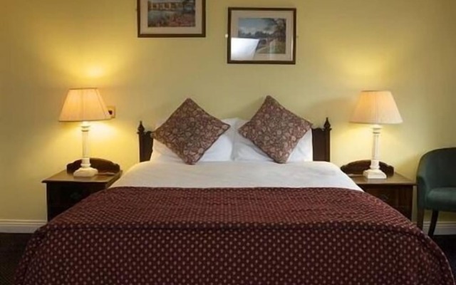 The Cook and Barker Inn
