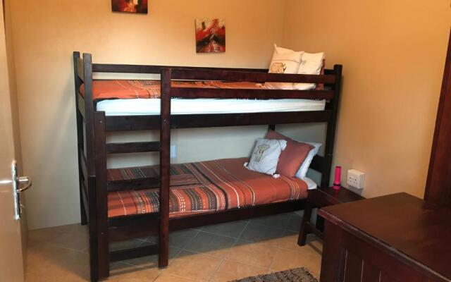 Cheetah Lodge Guest House