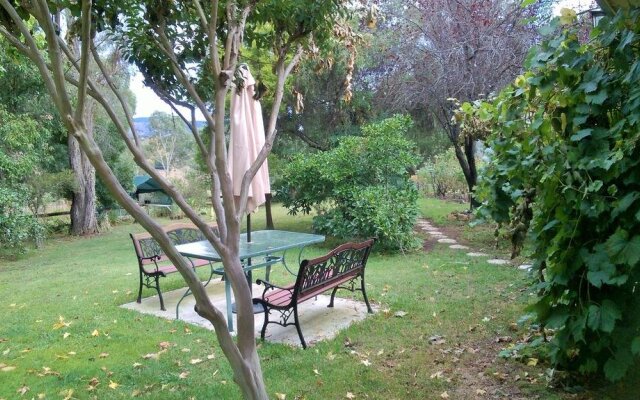 Russellee Bed and Breakfast