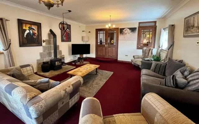 Starshinezzz - Large Farmhouse County Durham