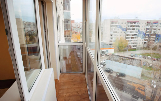 Apartments on 21 Shirotnaya Street