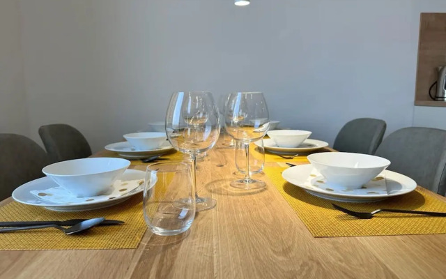 Garden Residence - Premium Alpine View Apartment