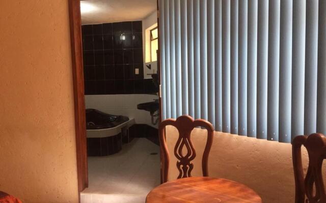 Hotel Lienzo Charro 1