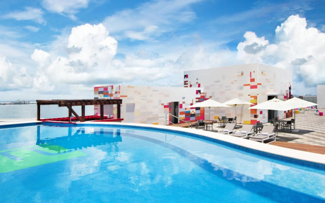 Renovated Aloft Cancun