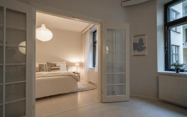 Roost Freda 43