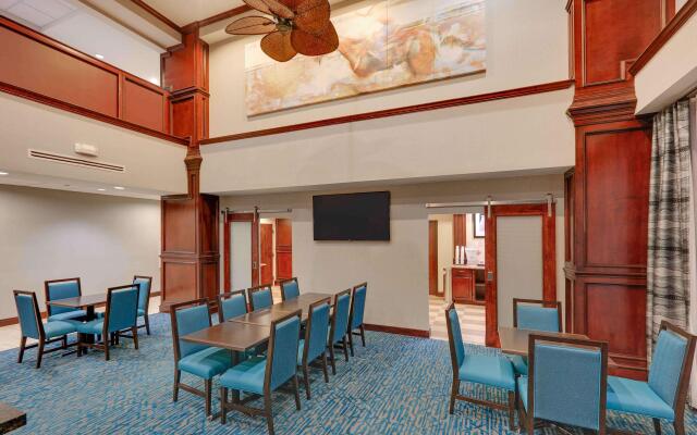 Hampton Inn & Suites Dallas-Arlington-South