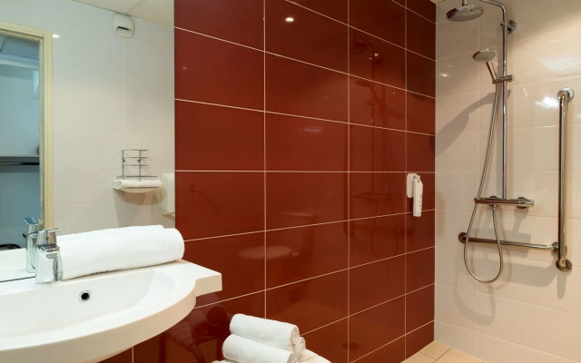 Brit Hotel Confort Limouzi Tulle