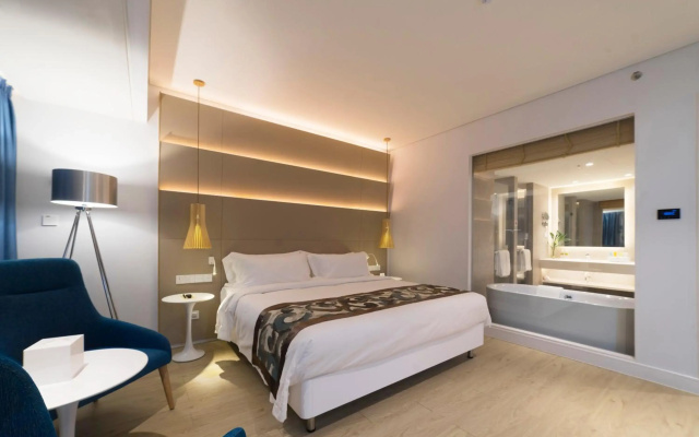 Haikou Meilan International Airport Hotel
