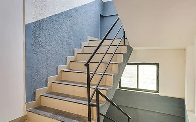 FabHotel Galaxy Airport Inn