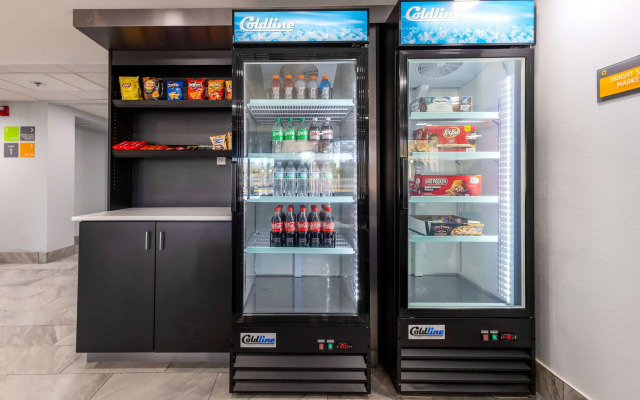 La Quinta Inn & Suites by Wyndham Jacksonville Mandarin