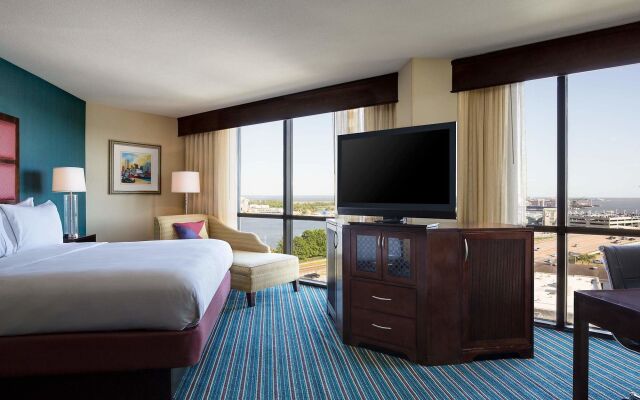 Renaissance Mobile Riverview Plaza Hotel