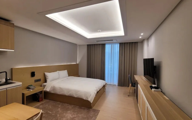 World Tourist Hotel