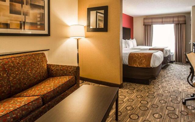 Comfort Suites At WestGate Mall