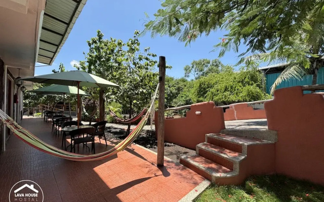 Lava House Hostal