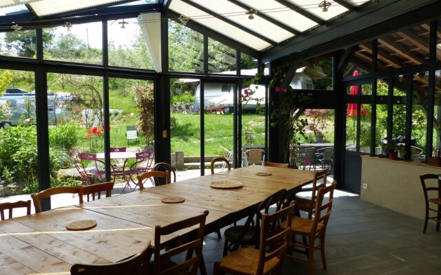 Gîte atypique la croix du py