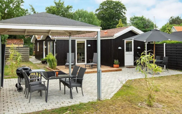 6 Person Holiday Home in Vaeggerlose